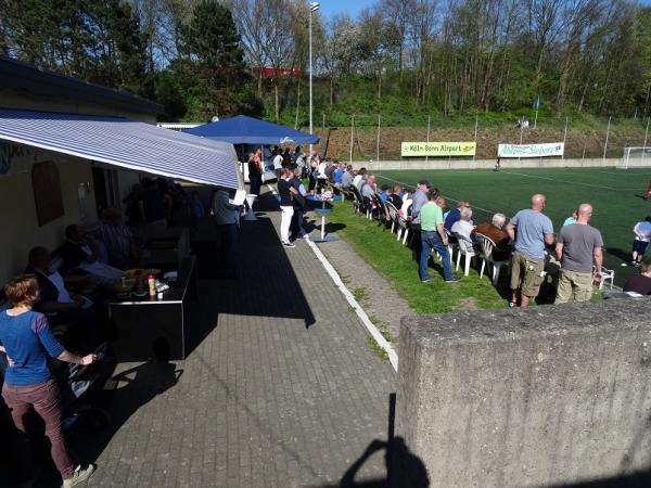 Walter-Mundorf-Stadion Nebenplatz - Siegburg