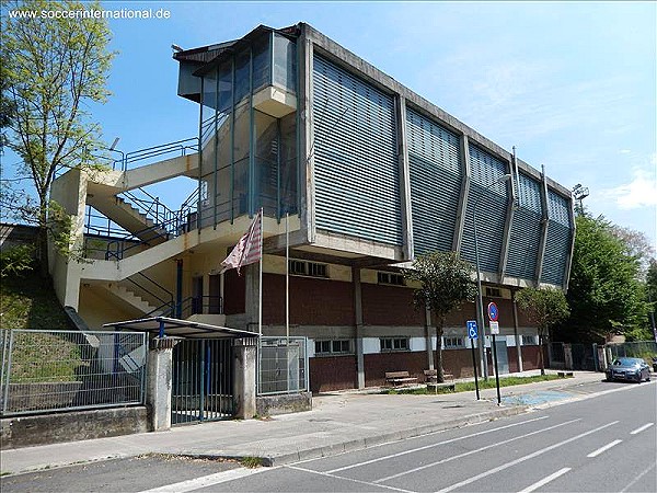Estadio Ellakuri - Llodio (Laudio), PV