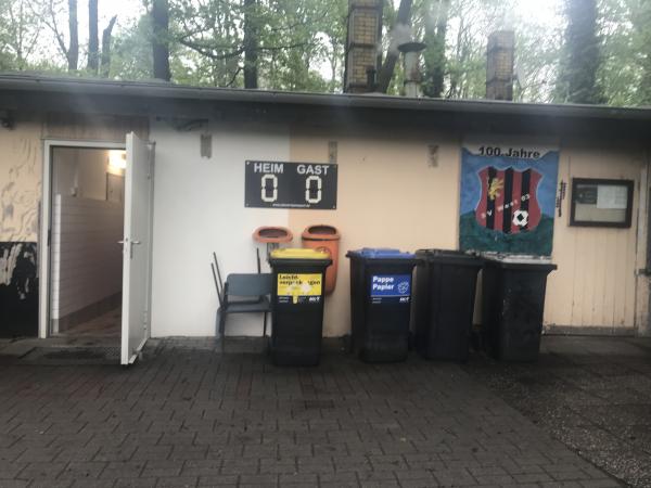 Sportplatz Manfred von Brauchitsch - Leipzig-Altlindenau