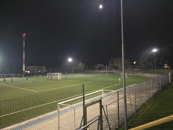 Campo Sportivo Henderson - Lucca