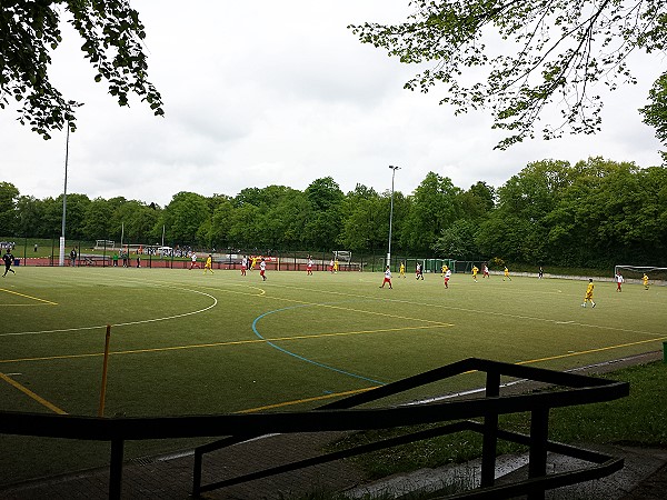 Stadion Reinshagen Nebenplatz 1 - Remscheid-Reinshagen