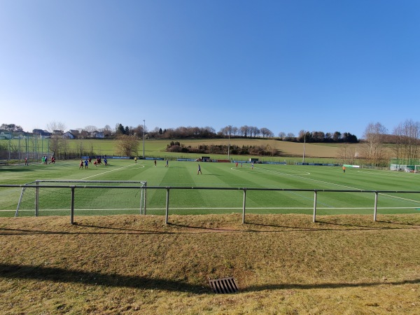 Sportplatz Quellenstraße - Losheim am See-Bachem