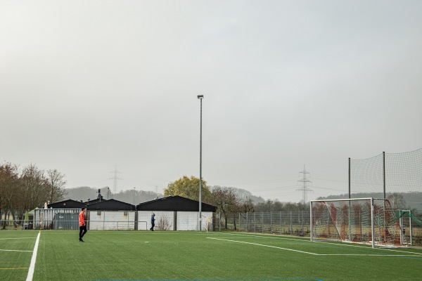 Sportfeld Pfingstweide 2 - Gießen-Klein-Linden