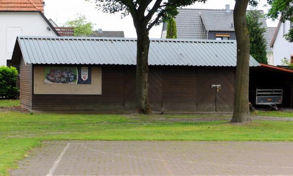 Schulsportplatz - Twistringen-Heiligenloh