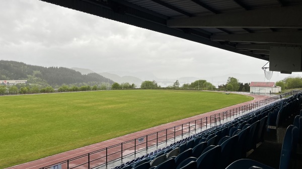 Høddvoll stadion - Ulsteinvik