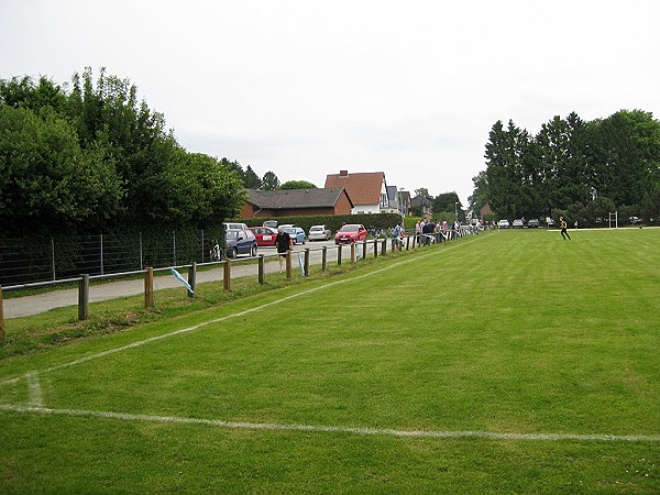 Sportanlage Am Mittelpunkt - Sassenburg-Neudorf-Platendorf