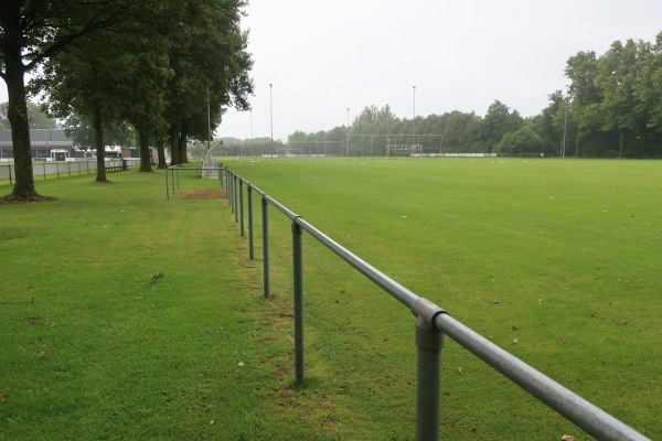 Sportpark De Passelêgt veld 2 - Heumen-Overasselt