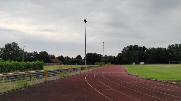 Stadion Auf der Ramhorst  - Burgwedel-Großburgwedel