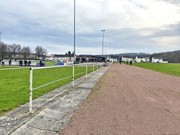 Sportzentrum Binnerfeld-Stadion - Arnsberg-Neheim