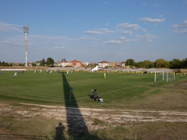 Stadion Saedinenie - Saedinenie