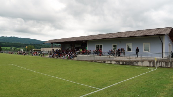 Sportplatz Steinakirchen Nebenplatz - Steinakirchen am Forst