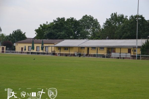 Sportplatz Zelterstraße - Worms-Wiesoppenheim