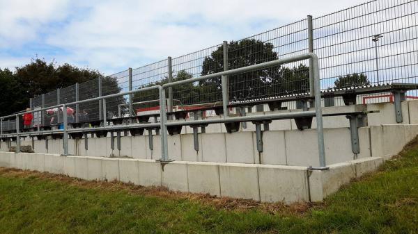 Ernst-Wagener-Stadion - Steinburg-Eichede