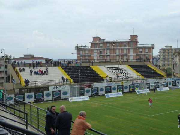 Stadio Comunale Angelino Nobile - Lentini