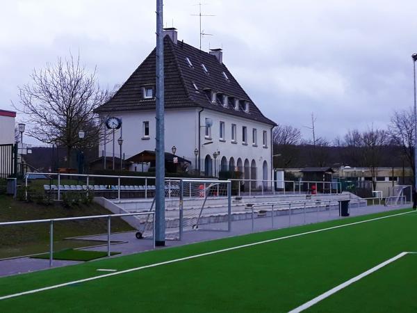 Sportplatz Schönebeck - Wuppertal-Rott