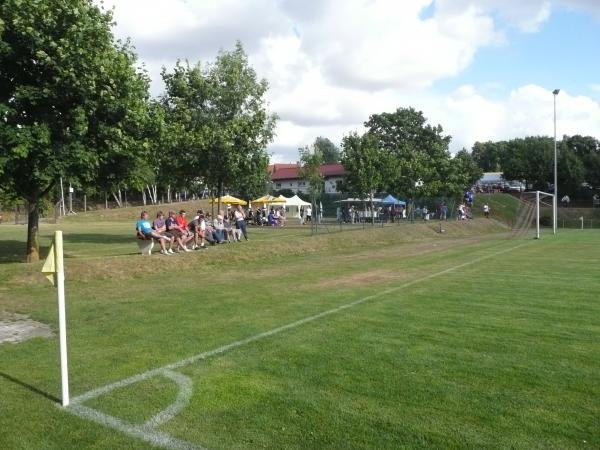 Sportplatz auf Deslochs Höhen - Desloch