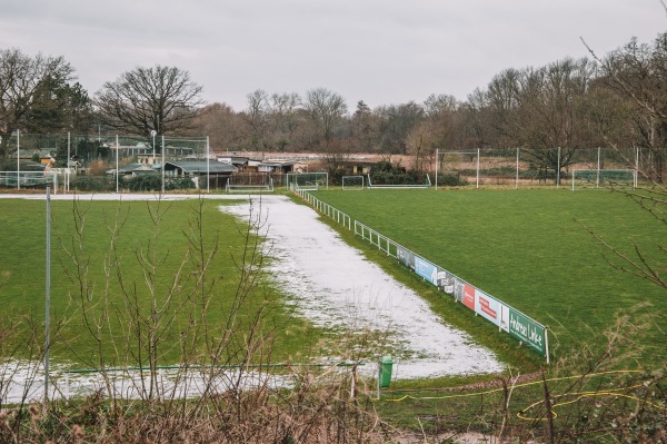 Alfred-Kunze-Sportpark Platz 5 - Leipzig-Leutzsch