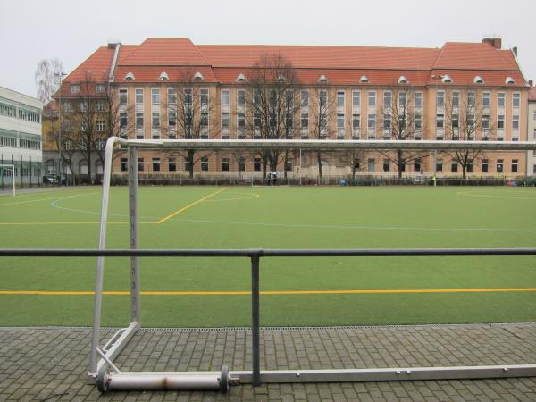 Sportplatz Ofener Straße - Berlin-Wedding