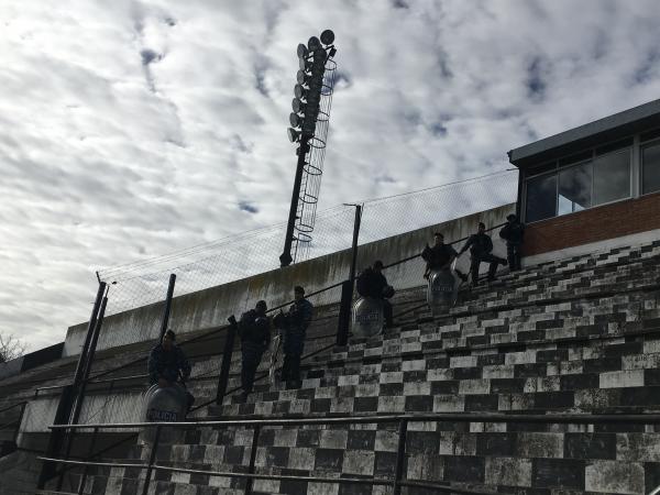 Estadio Municipal de Pilar-Carlos Barraza - Pilar, BA