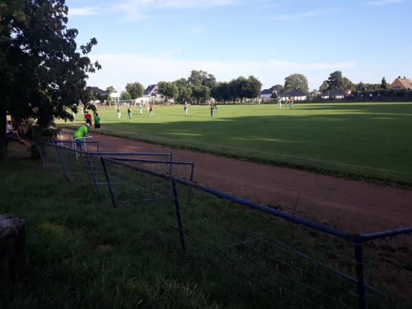 Sportplatz Am Park - Wolmirsleben