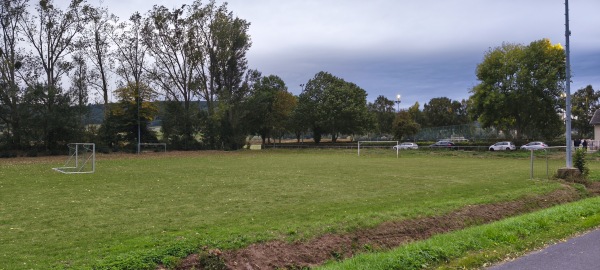 Weserstadion B-Platz - Hessisch Oldendorf-Großenwieden
