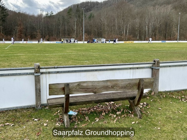 Sportplatz Waldstraße - Ludwigswinkel