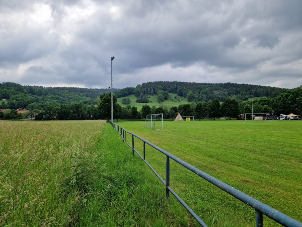 Sportanlage Am Saalewehr 2 - Uhlstädt-Kirchhasel