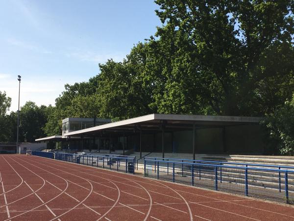 Erika-Fisch-Stadion im Sportpark Hannover - Hannover-Calenberger Neustadt