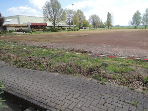 Carl-Bender-Sportanlage Platz 2 - Trebur-Geinsheim