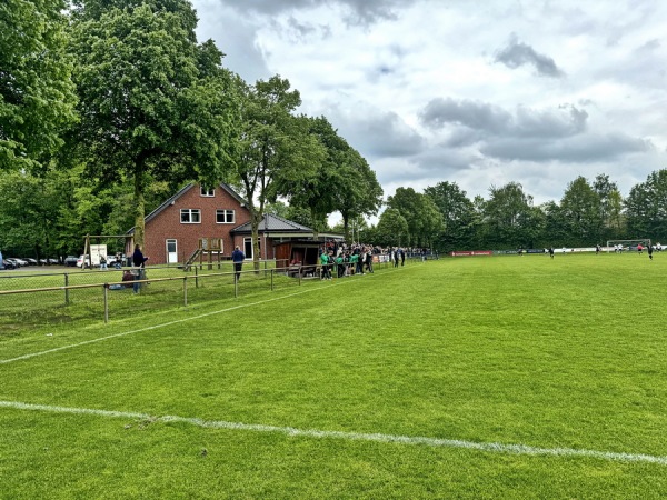 Sportanlage Horsthöfe - Delbrück-Seglingsheide
