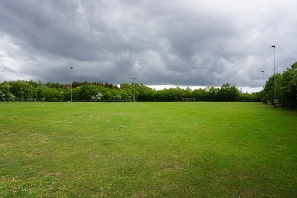 WestfaliArena Nebenplatz - Hopsten