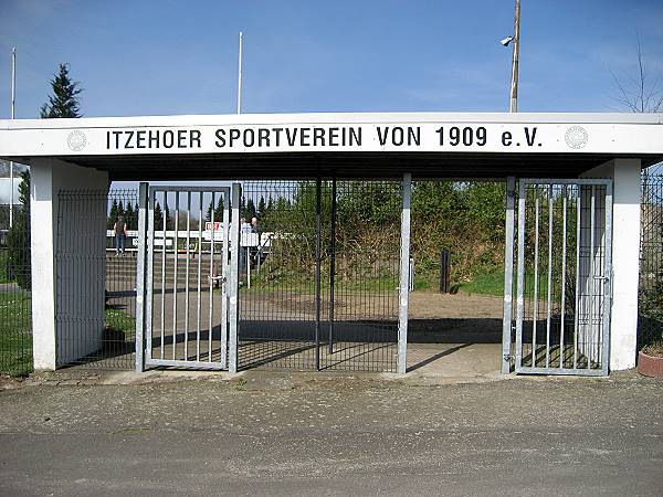 Lehmwohld-Stadion im Sportzentrum - Itzehoe