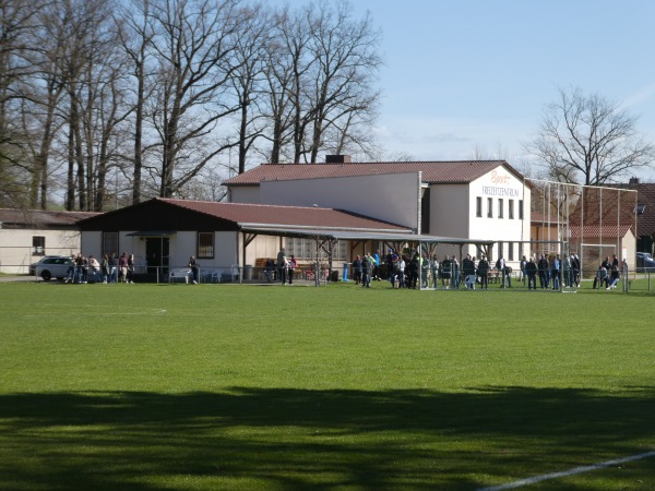 Sportzentrum Deutschbaselitz - Kamenz-Deutschbaselitz