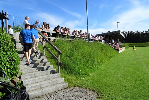 Sportplatz Eidenberg - Eidenberg