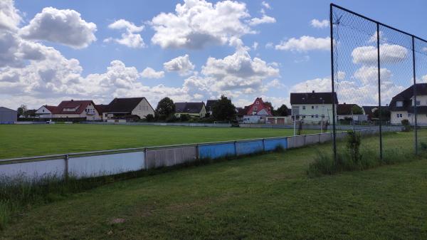 Sportanlage Hesselberger Straße - Heßdorf-Niederlindach