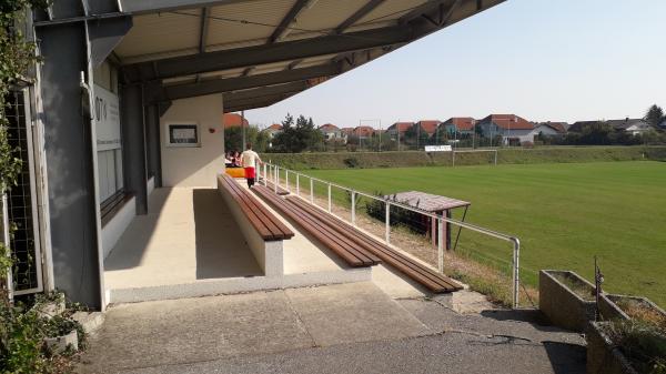 Steinfeldstadion - Theresienfeld