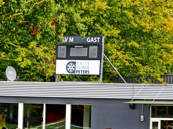 Theodor-Mostertz-Sportanlage Platz 2 - Meerbusch-Lank