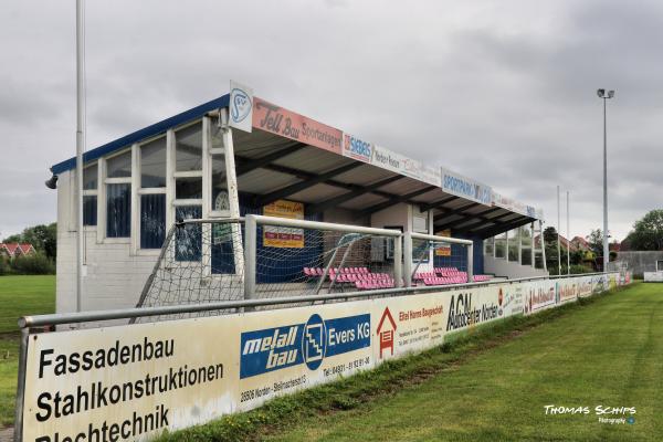 Kutscher Arena im Sportpark Siedlungsweg - Norden/Ostfriesland-Süderneuland I