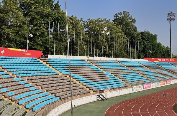 Yeoju Stadium - Yeoju