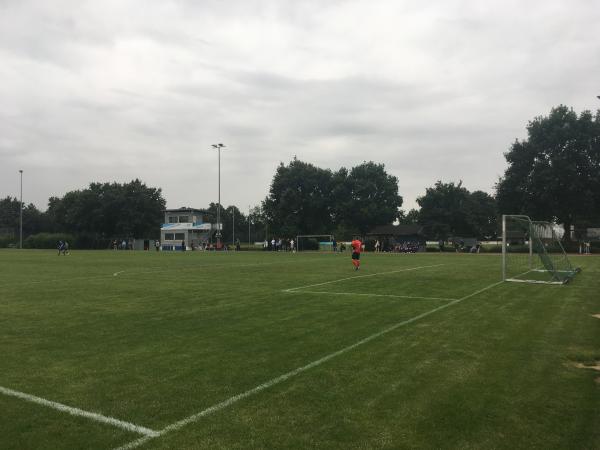 MTV-Sportgelände B-Platz - Langenhagen-Engelbostel