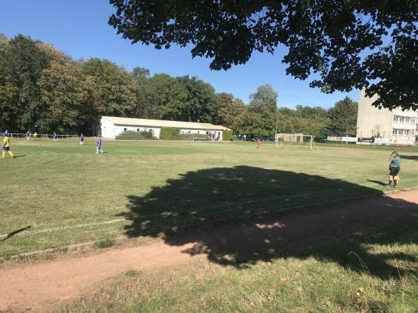 Sportplatz an der Schule - Machern