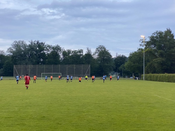 Sportplatz Schwerzi Platz 2 - Mönchaltorf