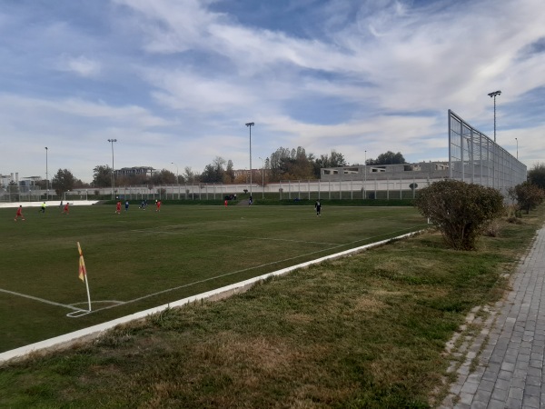 Bunyodkor akademiyasi maydoni 7 - Toshkent (Tashkent)