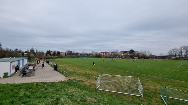 Stadion TJ Avia Čakovice - Praha-Čakovice