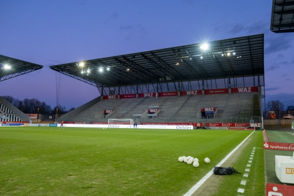 Stadion an der Hafenstraße - Essen/Ruhr-Bergeborbeck