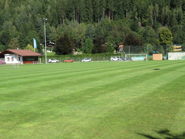 Sportplatz Stumm Nebenplatz - Stumm