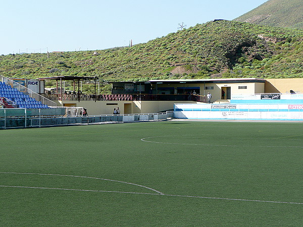 Campo de Fútbol La Palmera - San Isidro, Tenerife, CN