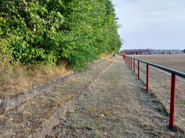 Sportplatz Niederkalbach - Kalbach-Niederkalbach