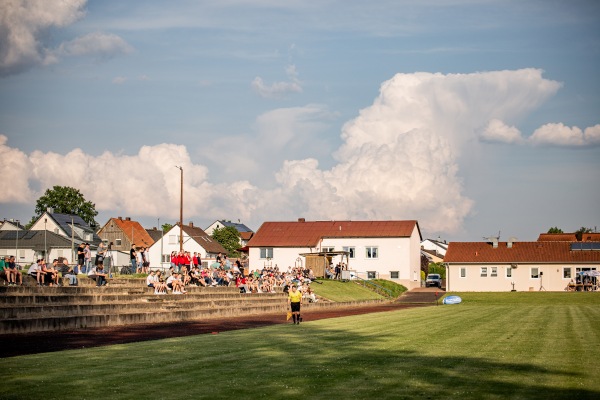 Sportgelände Olympiastraße - Schwandorf-Fronberg