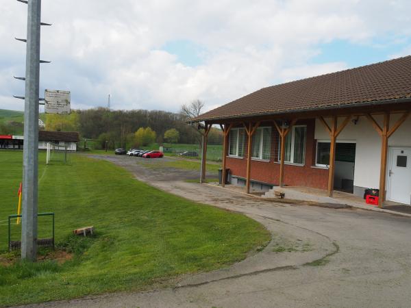 Sportplatz Erkeln - Brakel-Erkeln